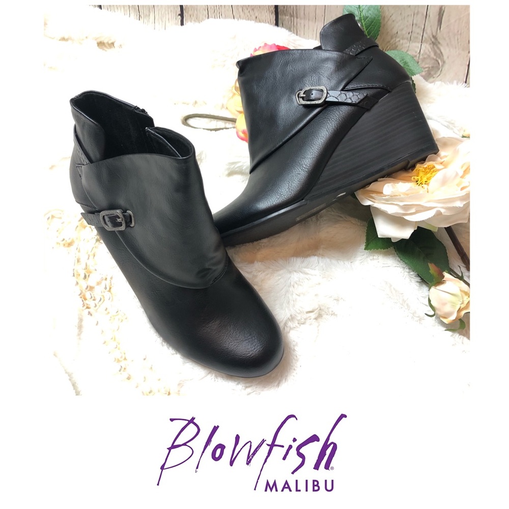 Fold over wedge booties from Blowfish, new!